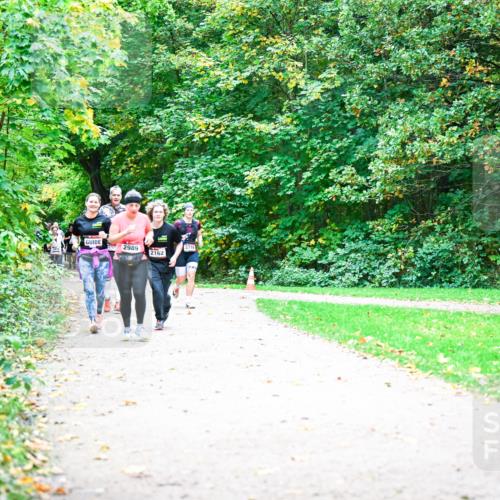 12.10.2025 - Bramfelder Halbmarathon 2025 Dr. Thomas Lammeyer http://msf.ph/oto/9355108 12.10.2025 10:52:43 Laufen 5, 2989, 2716, 2162 meine-sportfotos.de