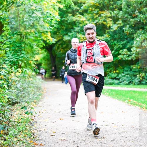 12.10.2025 - Bramfelder Halbmarathon 2025 Dr. Thomas Lammeyer http://msf.ph/oto/9355324 12.10.2025 10:53:22 Laufen 2151, 2624 meine-sportfotos.de
