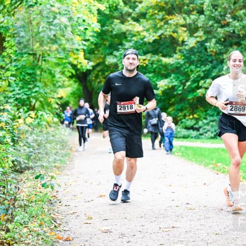 12.10.2025 - Bramfelder Halbmarathon 2025 Dr. Thomas Lammeyer http://msf.ph/oto/9355389 12.10.2025 10:53:38 Laufen 2918, 2869 meine-sportfotos.de
