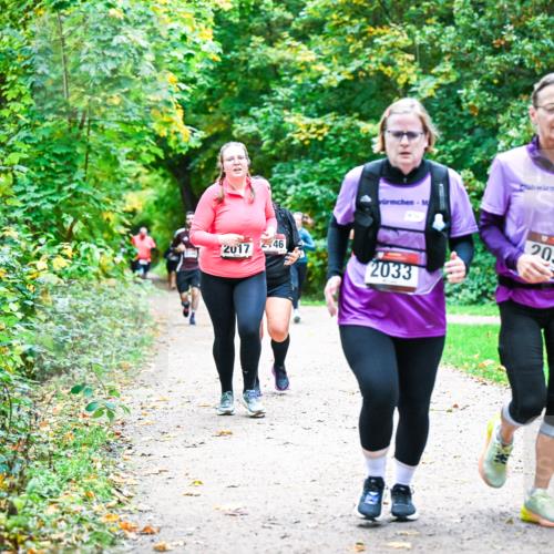 12.10.2025 - Bramfelder Halbmarathon 2025 Dr. Thomas Lammeyer http://msf.ph/oto/9355549 12.10.2025 10:54:07 Laufen 46, 2017, 2033, 20352 meine-sportfotos.de