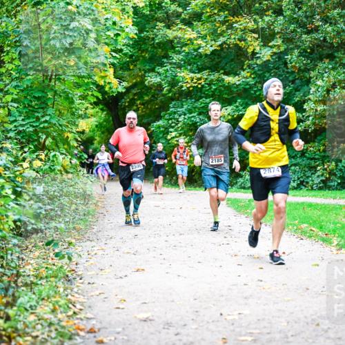 12.10.2025 - Bramfelder Halbmarathon 2025 Dr. Thomas Lammeyer http://msf.ph/oto/9355605 12.10.2025 10:54:16 Laufen 2306, 2674, 2675, 2185, 2874 meine-sportfotos.de