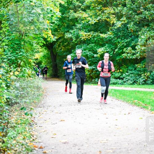 12.10.2025 - Bramfelder Halbmarathon 2025 Dr. Thomas Lammeyer http://msf.ph/oto/9355671 12.10.2025 10:54:28 Laufen 2506, 2191, 2422 meine-sportfotos.de