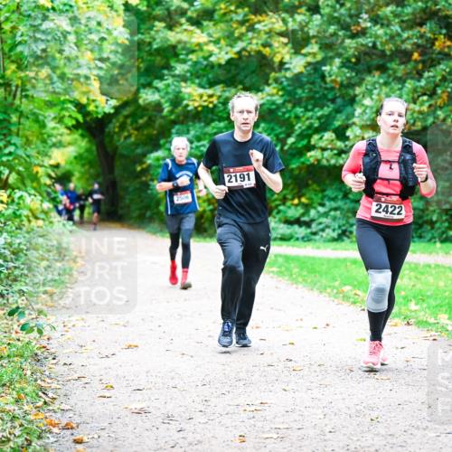 12.10.2025 - Bramfelder Halbmarathon 2025 Dr. Thomas Lammeyer http://msf.ph/oto/9355684 12.10.2025 10:54:30 Laufen 2506, 2191, 123, 2422 meine-sportfotos.de