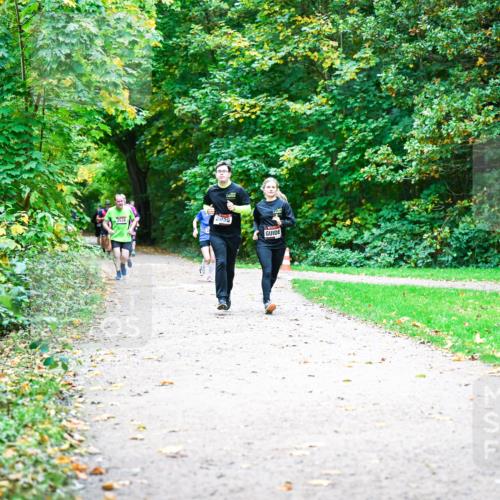 12.10.2025 - Bramfelder Halbmarathon 2025 Dr. Thomas Lammeyer http://msf.ph/oto/9355756 12.10.2025 10:54:45 Laufen 2038 meine-sportfotos.de