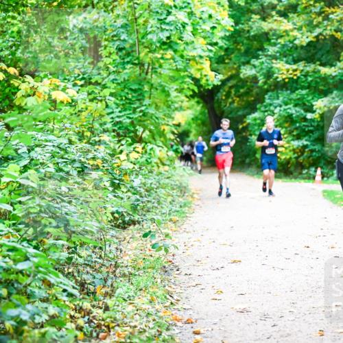 12.10.2025 - Bramfelder Halbmarathon 2025 Dr. Thomas Lammeyer http://msf.ph/oto/9355892 12.10.2025 10:55:10 Laufen 2844 meine-sportfotos.de