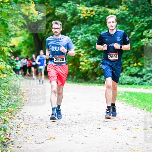 12.10.2025 - Bramfelder Halbmarathon 2025 Dr. Thomas Lammeyer http://msf.ph/oto/9355912 12.10.2025 10:55:14 Laufen 2024, 2628, 2691 meine-sportfotos.de