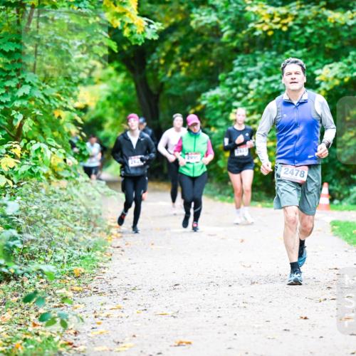 12.10.2025 - Bramfelder Halbmarathon 2025 Dr. Thomas Lammeyer http://msf.ph/oto/9355951 12.10.2025 10:55:22 Laufen 2831, 2478 meine-sportfotos.de