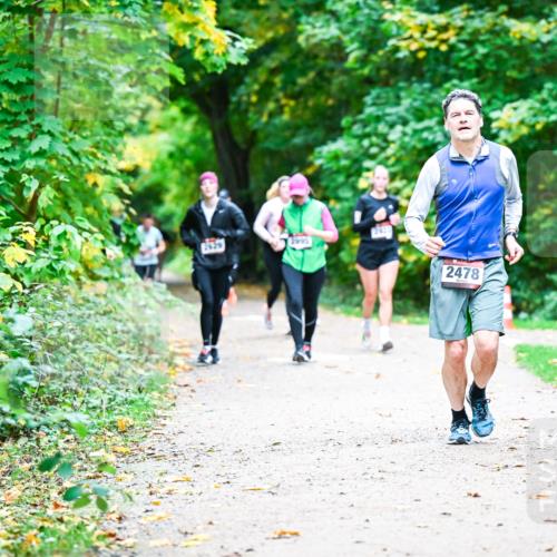 12.10.2025 - Bramfelder Halbmarathon 2025 Dr. Thomas Lammeyer http://msf.ph/oto/9355952 12.10.2025 10:55:22 Laufen 2629, 2478 meine-sportfotos.de