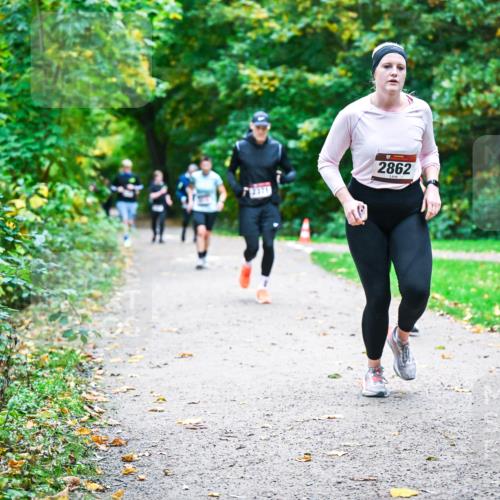 12.10.2025 - Bramfelder Halbmarathon 2025 Dr. Thomas Lammeyer http://msf.ph/oto/9355998 12.10.2025 10:55:30 Laufen 2862 meine-sportfotos.de