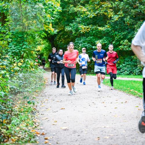 12.10.2025 - Bramfelder Halbmarathon 2025 Dr. Thomas Lammeyer http://msf.ph/oto/9356143 12.10.2025 10:55:58 Laufen 215, 2510, 2488, 2770, 2730 meine-sportfotos.de