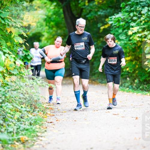 12.10.2025 - Bramfelder Halbmarathon 2025 Dr. Thomas Lammeyer http://msf.ph/oto/9356185 12.10.2025 10:56:15 Laufen 154, 0, 2059 meine-sportfotos.de