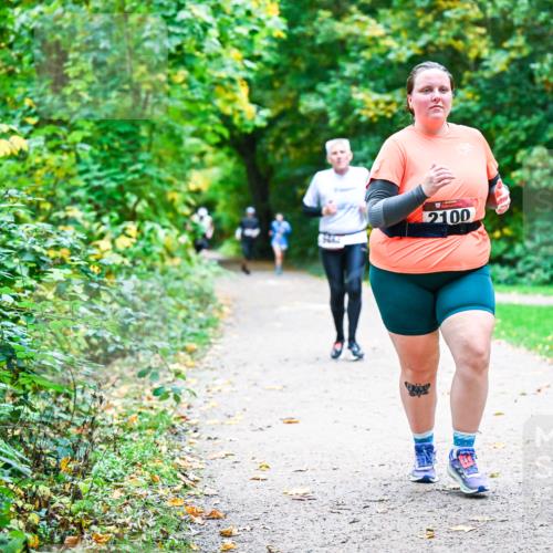 12.10.2025 - Bramfelder Halbmarathon 2025 Dr. Thomas Lammeyer http://msf.ph/oto/9356262 12.10.2025 10:56:27 Laufen 2100 meine-sportfotos.de