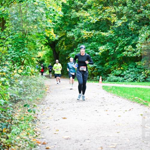 12.10.2025 - Bramfelder Halbmarathon 2025 Dr. Thomas Lammeyer http://msf.ph/oto/9356315 12.10.2025 10:56:47 Laufen 2551 meine-sportfotos.de
