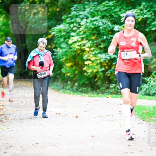 12.10.2025 - Bramfelder Halbmarathon 2025 Dr. Thomas Lammeyer http://msf.ph/oto/9356405 12.10.2025 10:57:06 Laufen 2040, 26 meine-sportfotos.de