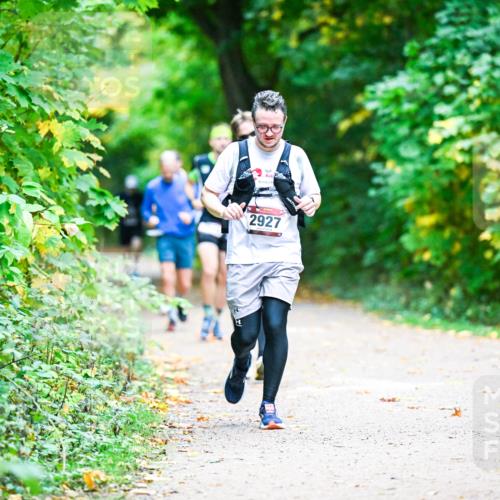 12.10.2025 - Bramfelder Halbmarathon 2025 Dr. Thomas Lammeyer http://msf.ph/oto/9356472 12.10.2025 10:57:26 Laufen 2927 meine-sportfotos.de