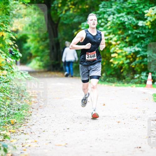 12.10.2025 - Bramfelder Halbmarathon 2025 Dr. Thomas Lammeyer http://msf.ph/oto/9356554 12.10.2025 10:57:49 Laufen 2448 meine-sportfotos.de