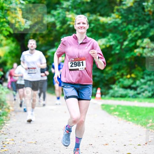 12.10.2025 - Bramfelder Halbmarathon 2025 Dr. Thomas Lammeyer http://msf.ph/oto/9356677 12.10.2025 10:58:27 Laufen 2981, 128 meine-sportfotos.de
