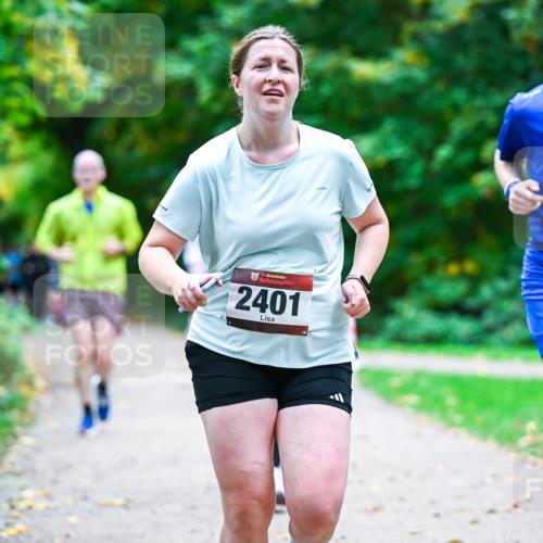 12.10.2025 - Bramfelder Halbmarathon 2025 Dr. Thomas Lammeyer http://msf.ph/oto/9356710 12.10.2025 10:58:33 Laufen 2401, 2431 meine-sportfotos.de