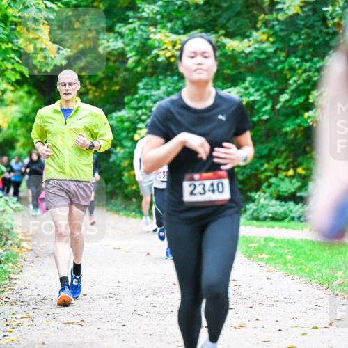 12.10.2025 - Bramfelder Halbmarathon 2025 Dr. Thomas Lammeyer http://msf.ph/oto/9356718 12.10.2025 10:58:34 Laufen 25, 2340 meine-sportfotos.de