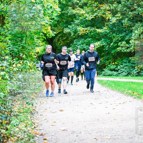 12.10.2025 - Bramfelder Halbmarathon 2025 Dr. Thomas Lammeyer http://msf.ph/oto/9356828 12.10.2025 10:58:56 Laufen 2026, 2681, 2220 meine-sportfotos.de