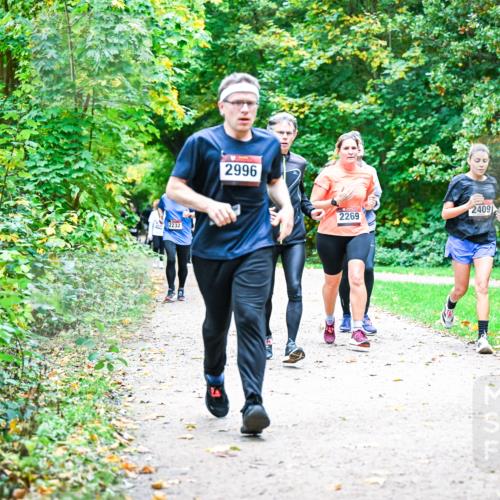 12.10.2025 - Bramfelder Halbmarathon 2025 Dr. Thomas Lammeyer http://msf.ph/oto/9356889 12.10.2025 10:59:06 Laufen 2232, 2996, 2269, 2409 meine-sportfotos.de