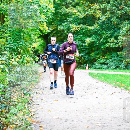 12.10.2025 - Bramfelder Halbmarathon 2025 Dr. Thomas Lammeyer http://msf.ph/oto/9356972 12.10.2025 10:59:23 Laufen 2181, 2909 meine-sportfotos.de