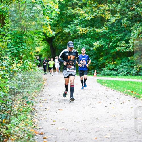 12.10.2025 - Bramfelder Halbmarathon 2025 Dr. Thomas Lammeyer http://msf.ph/oto/9357009 12.10.2025 10:59:29 Laufen 3, 2483, 2878 meine-sportfotos.de