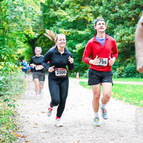 12.10.2025 - Bramfelder Halbmarathon 2025 Dr. Thomas Lammeyer http://msf.ph/oto/9357145 12.10.2025 10:59:53 Laufen 2493, 2800, 799 meine-sportfotos.de