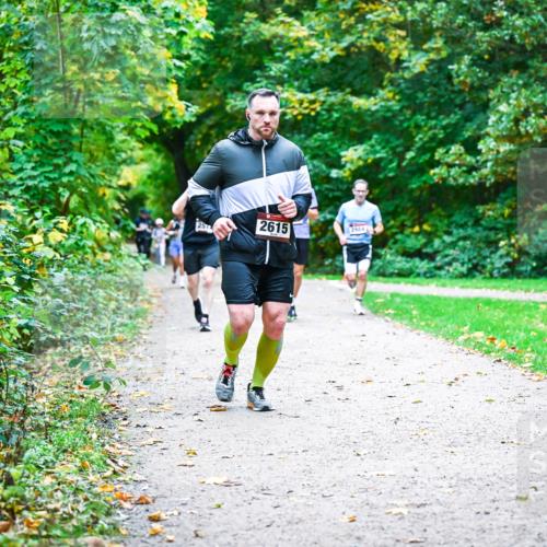 12.10.2025 - Bramfelder Halbmarathon 2025 Dr. Thomas Lammeyer http://msf.ph/oto/9357270 12.10.2025 11:00:17 Laufen 2615 meine-sportfotos.de