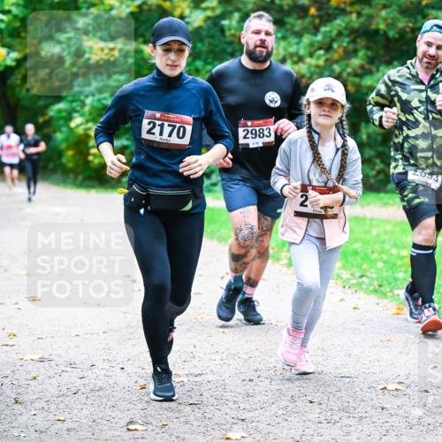 12.10.2025 - Bramfelder Halbmarathon 2025 Dr. Thomas Lammeyer http://msf.ph/oto/9357366 12.10.2025 11:00:34 Laufen 2170, 2983, 2, 2, 2093 meine-sportfotos.de