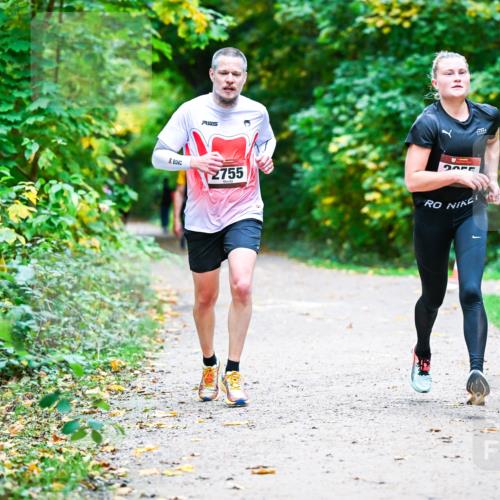 12.10.2025 - Bramfelder Halbmarathon 2025 Dr. Thomas Lammeyer http://msf.ph/oto/9357387 12.10.2025 11:00:40 Laufen 2755, 20 meine-sportfotos.de