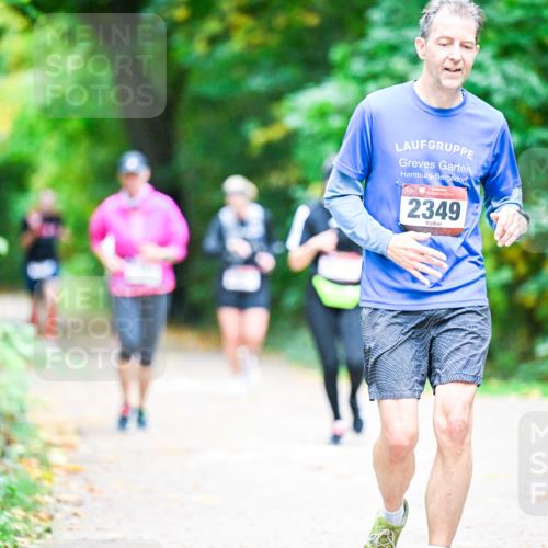 12.10.2025 - Bramfelder Halbmarathon 2025 Dr. Thomas Lammeyer http://msf.ph/oto/9357455 12.10.2025 11:01:01 Laufen 2349 meine-sportfotos.de