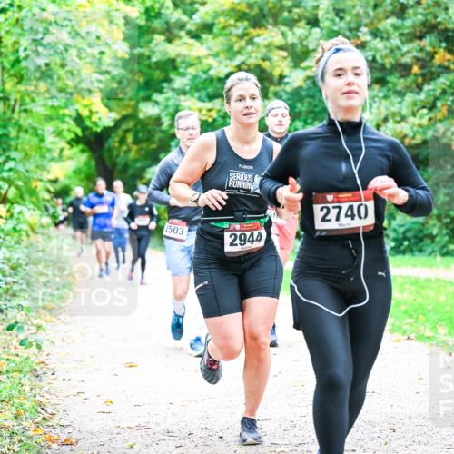 12.10.2025 - Bramfelder Halbmarathon 2025 Dr. Thomas Lammeyer http://msf.ph/oto/9357705 12.10.2025 11:01:48 Laufen 2503, 2944, 2740 meine-sportfotos.de