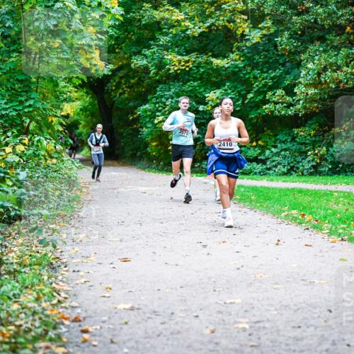 12.10.2025 - Bramfelder Halbmarathon 2025 Dr. Thomas Lammeyer http://msf.ph/oto/9357780 12.10.2025 11:02:06 Laufen 2410, 2419 meine-sportfotos.de