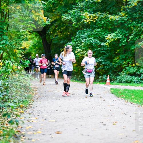 12.10.2025 - Bramfelder Halbmarathon 2025 Dr. Thomas Lammeyer http://msf.ph/oto/9357941 12.10.2025 11:02:43 Laufen 2600, 2601 meine-sportfotos.de