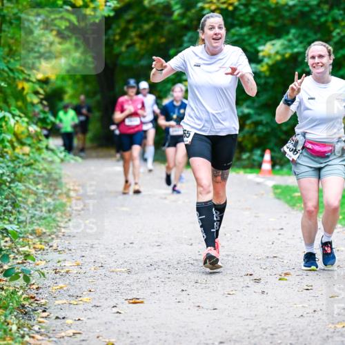 12.10.2025 - Bramfelder Halbmarathon 2025 Dr. Thomas Lammeyer http://msf.ph/oto/9357966 12.10.2025 11:02:46 Laufen 65 meine-sportfotos.de