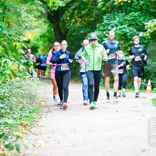 12.10.2025 - Bramfelder Halbmarathon 2025 Dr. Thomas Lammeyer http://msf.ph/oto/9358027 12.10.2025 11:02:57 Laufen 2189, 2727, 2048 meine-sportfotos.de
