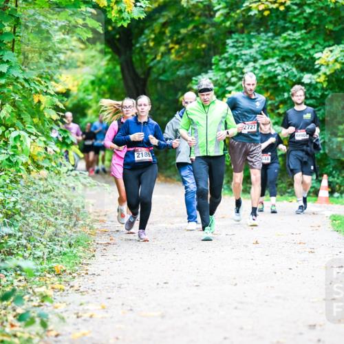 12.10.2025 - Bramfelder Halbmarathon 2025 Dr. Thomas Lammeyer http://msf.ph/oto/9358028 12.10.2025 11:02:57 Laufen 2189, 2727, 48 meine-sportfotos.de