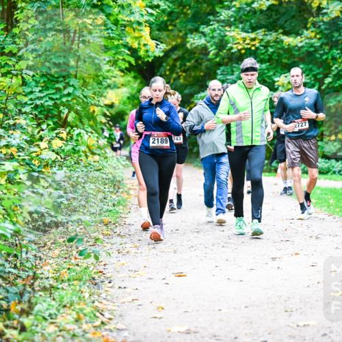 12.10.2025 - Bramfelder Halbmarathon 2025 Dr. Thomas Lammeyer http://msf.ph/oto/9358049 12.10.2025 11:03:00 Laufen 2189, 743, 2727 meine-sportfotos.de