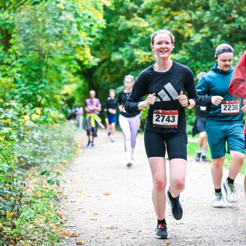 12.10.2025 - Bramfelder Halbmarathon 2025 Dr. Thomas Lammeyer http://msf.ph/oto/9358071 12.10.2025 11:03:05 Laufen 2743, 2230 meine-sportfotos.de