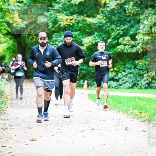 12.10.2025 - Bramfelder Halbmarathon 2025 Dr. Thomas Lammeyer http://msf.ph/oto/9358227 12.10.2025 11:03:42 Laufen 2940, 2432 meine-sportfotos.de