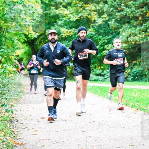 12.10.2025 - Bramfelder Halbmarathon 2025 Dr. Thomas Lammeyer http://msf.ph/oto/9358238 12.10.2025 11:03:43 Laufen 2949, 2432 meine-sportfotos.de
