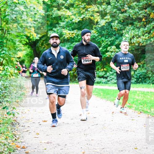 12.10.2025 - Bramfelder Halbmarathon 2025 Dr. Thomas Lammeyer http://msf.ph/oto/9358239 12.10.2025 11:03:43 Laufen 2949, 2432 meine-sportfotos.de