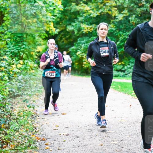 12.10.2025 - Bramfelder Halbmarathon 2025 Dr. Thomas Lammeyer http://msf.ph/oto/9358263 12.10.2025 11:03:47 Laufen 2725, 946 meine-sportfotos.de