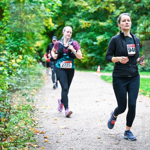 12.10.2025 - Bramfelder Halbmarathon 2025 Dr. Thomas Lammeyer http://msf.ph/oto/9358267 12.10.2025 11:03:48 Laufen 2725, 946 meine-sportfotos.de