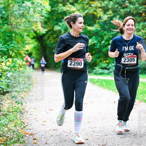 12.10.2025 - Bramfelder Halbmarathon 2025 Dr. Thomas Lammeyer http://msf.ph/oto/9358516 12.10.2025 11:04:33 Laufen 34, 2390, 2305 meine-sportfotos.de