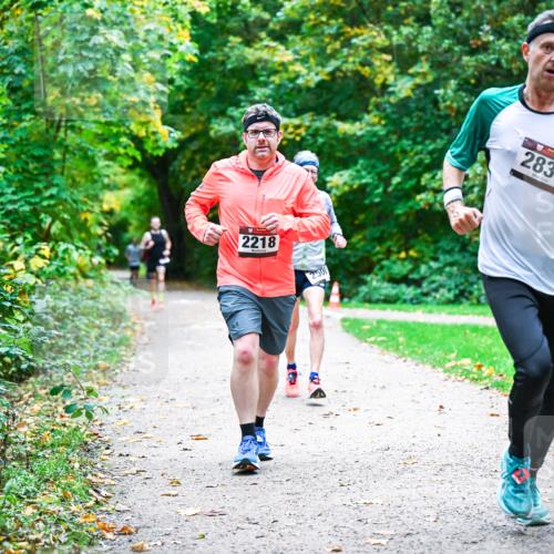12.10.2025 - Bramfelder Halbmarathon 2025 Dr. Thomas Lammeyer http://msf.ph/oto/9358565 12.10.2025 11:04:48 Laufen 2218, 2500, 2830 meine-sportfotos.de