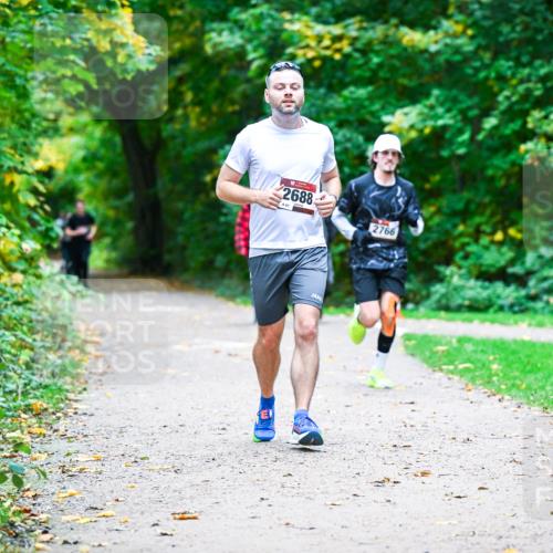 12.10.2025 - Bramfelder Halbmarathon 2025 Dr. Thomas Lammeyer http://msf.ph/oto/9358670 12.10.2025 11:05:11 Laufen 2688, 2766 meine-sportfotos.de