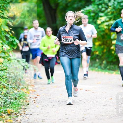 12.10.2025 - Bramfelder Halbmarathon 2025 Dr. Thomas Lammeyer http://msf.ph/oto/9358732 12.10.2025 11:05:26 Laufen 2560, 2959 meine-sportfotos.de
