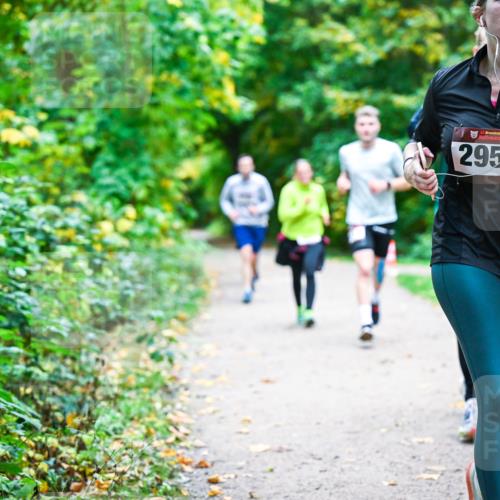 12.10.2025 - Bramfelder Halbmarathon 2025 Dr. Thomas Lammeyer http://msf.ph/oto/9358769 12.10.2025 11:05:31 Laufen 34, 2959 meine-sportfotos.de